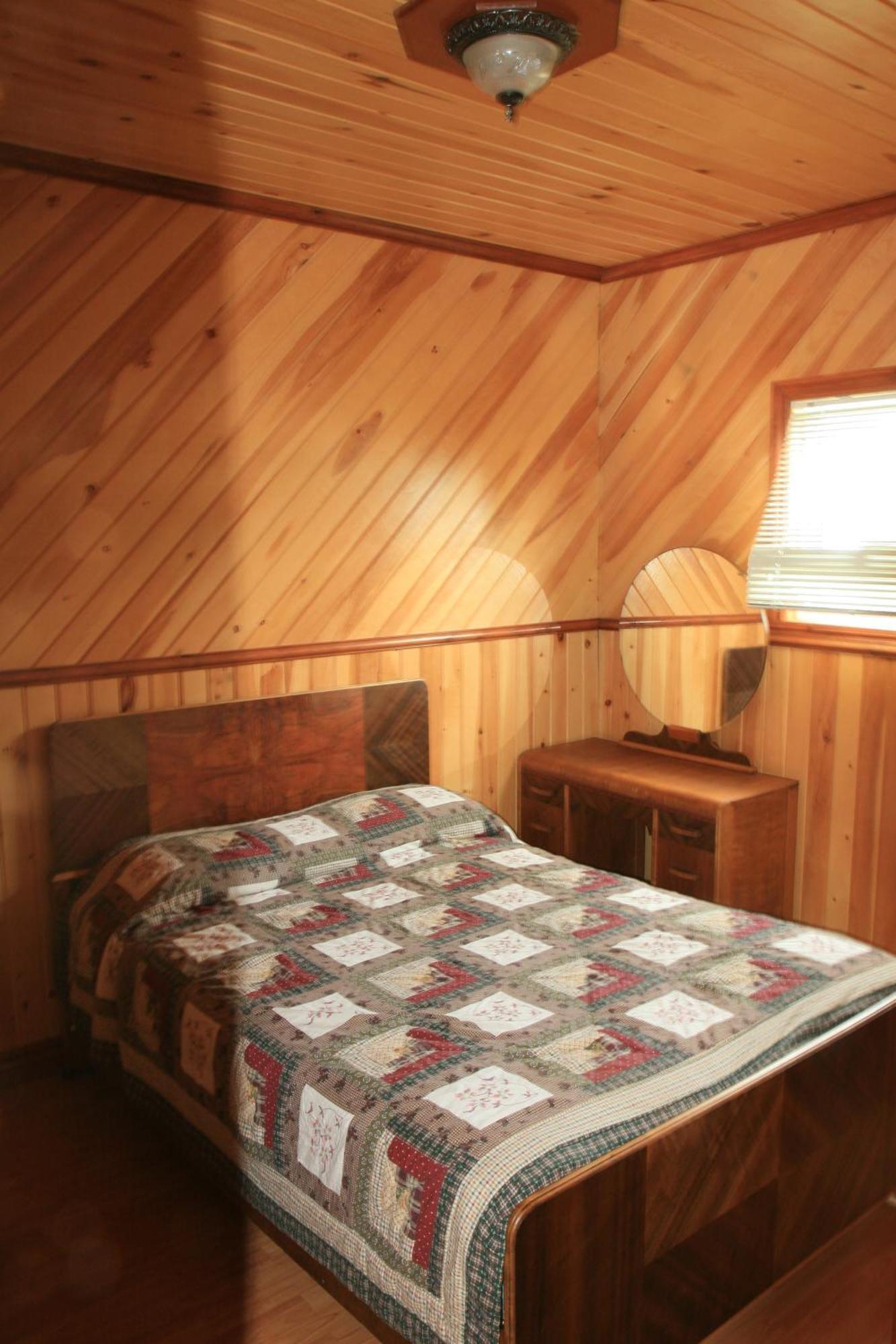 Motel Et Chalets Bo-Fleuve Evangeline Saint-Siméon Habitación foto